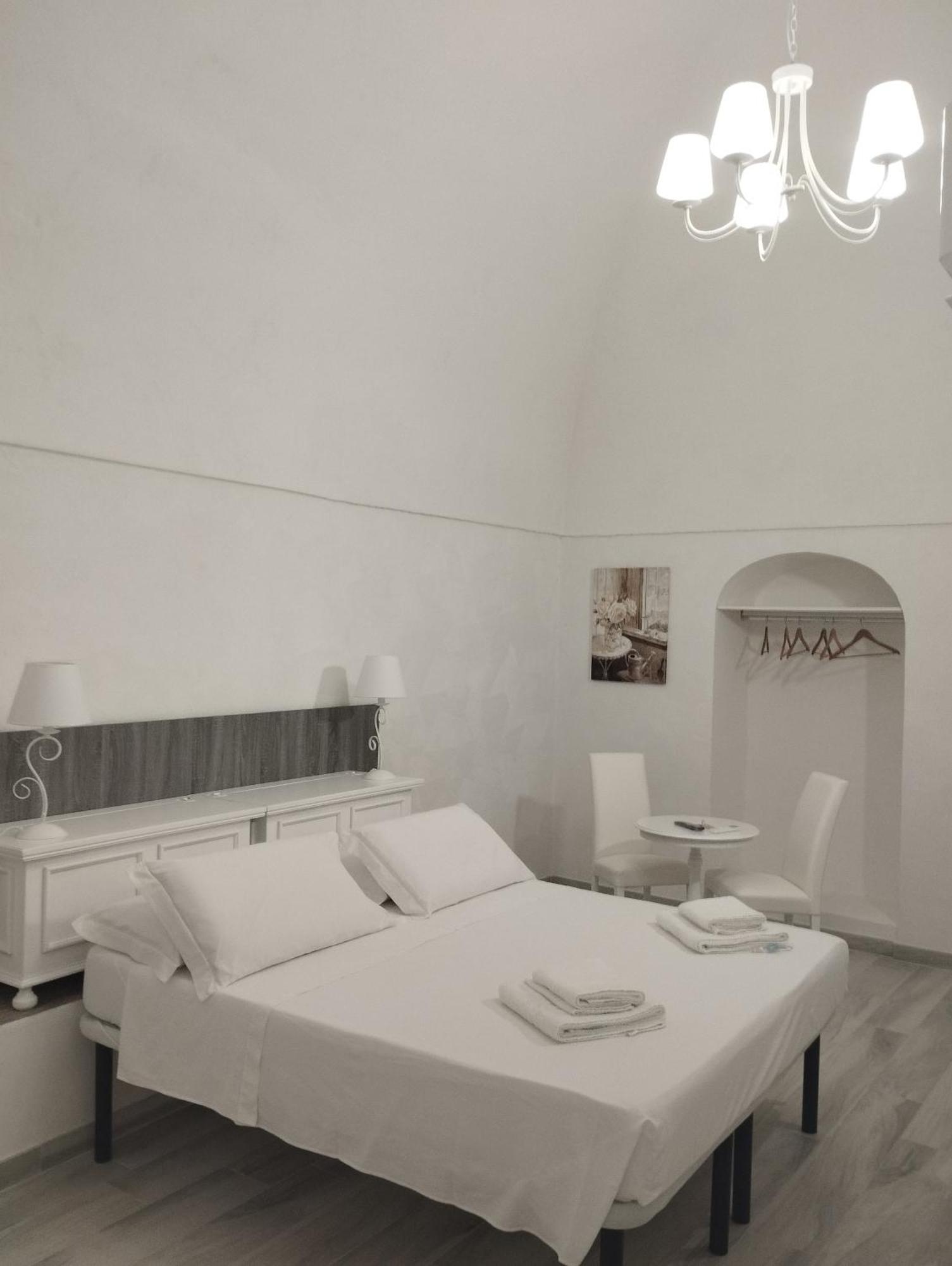 La Maison Piazza Del Popolo Manfredonia Eksteriør billede